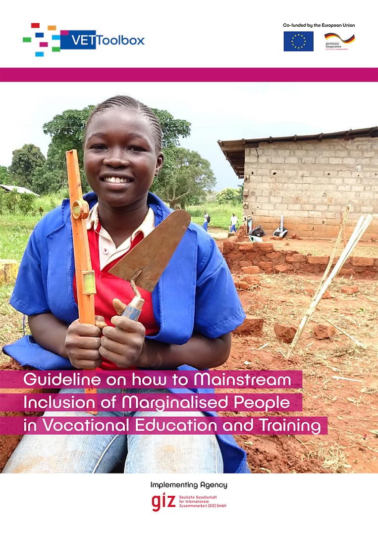 Cover of the publication showing a young woman at a construction site. She holds a spirit level and a spatula in her hands.